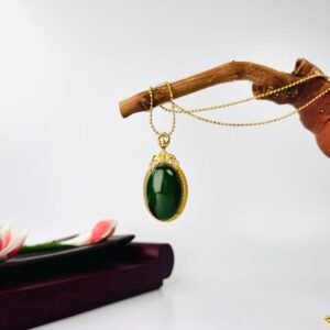 Natural Green Jade Pendant Necklace