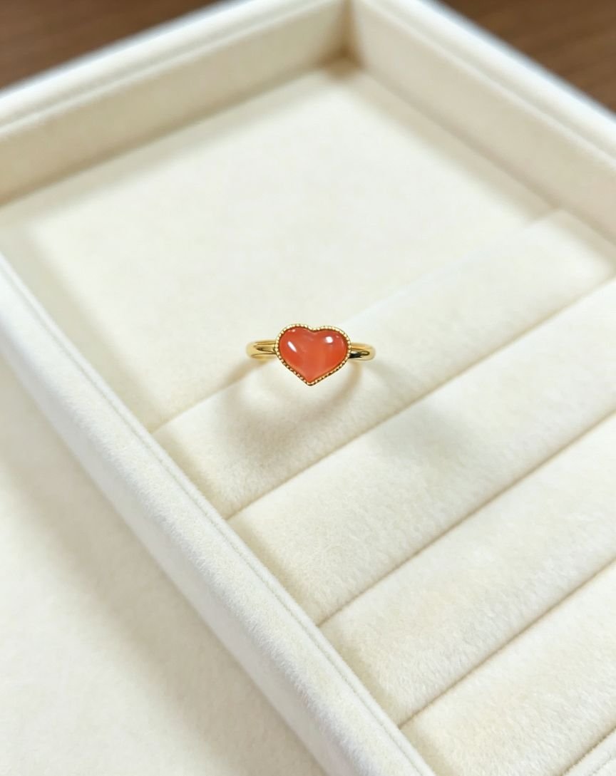 Heart‑Shaped Red Agate Ring, Bezel‑Set Gold‑Tone Copper Plated Dainty Love Heart Statement Ring for Women - 图片 4