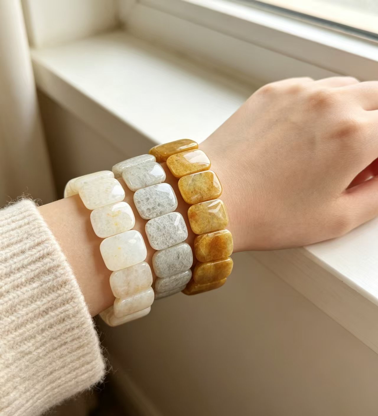 Multi‑Shade Natural Yellow Jade Gemstone Hand Band, Rectangular Flat Elastic Wrist Bracelet Unisex - 图片 4